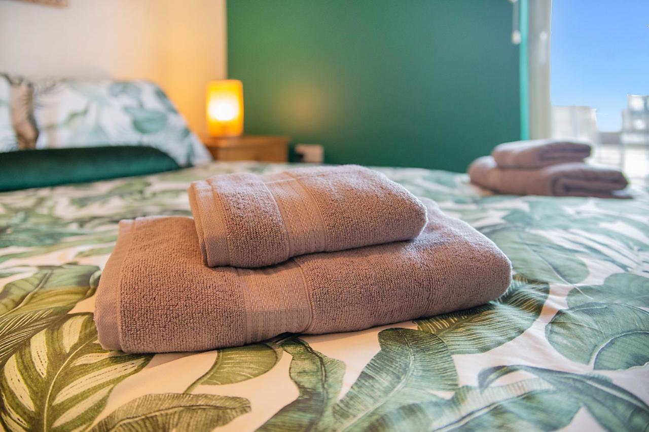 Mearns Street Apartments - Grampian Lettings Ltd アバディーン エクステリア 写真