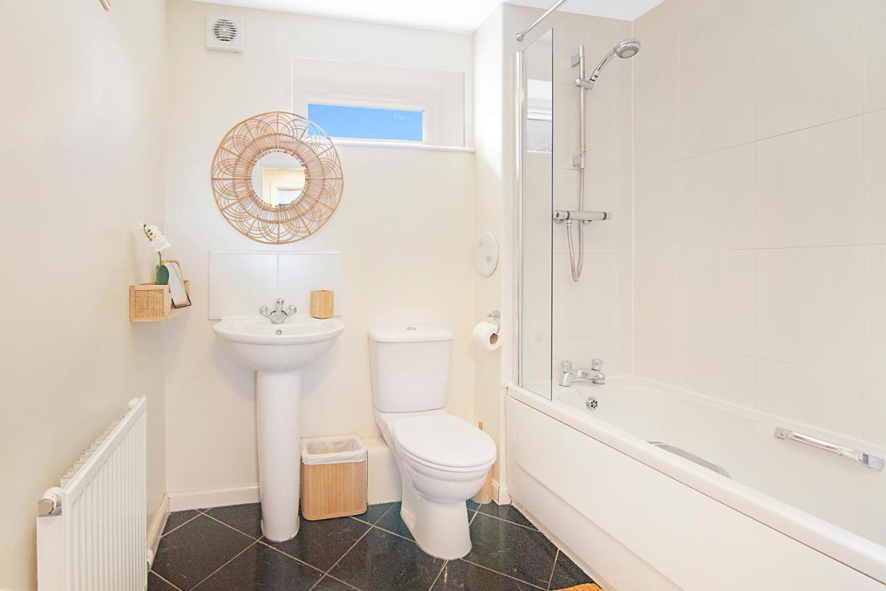 Mearns Street Apartments - Grampian Lettings Ltd アバディーン エクステリア 写真